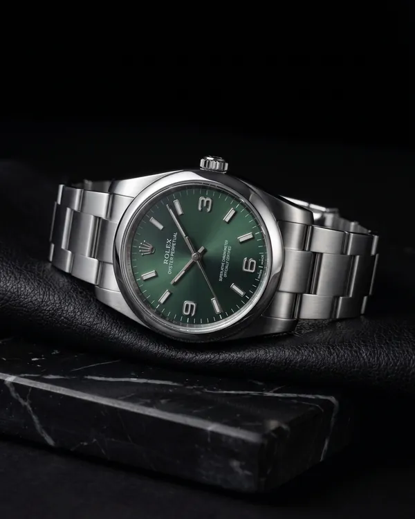 Rolex Oyster Perpetual 114200