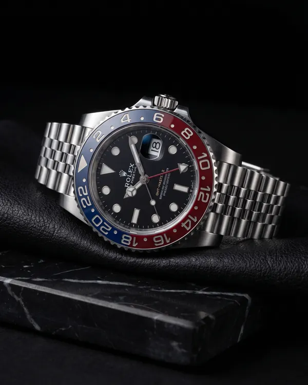 Rolex GMT-Master II 126710BLRO