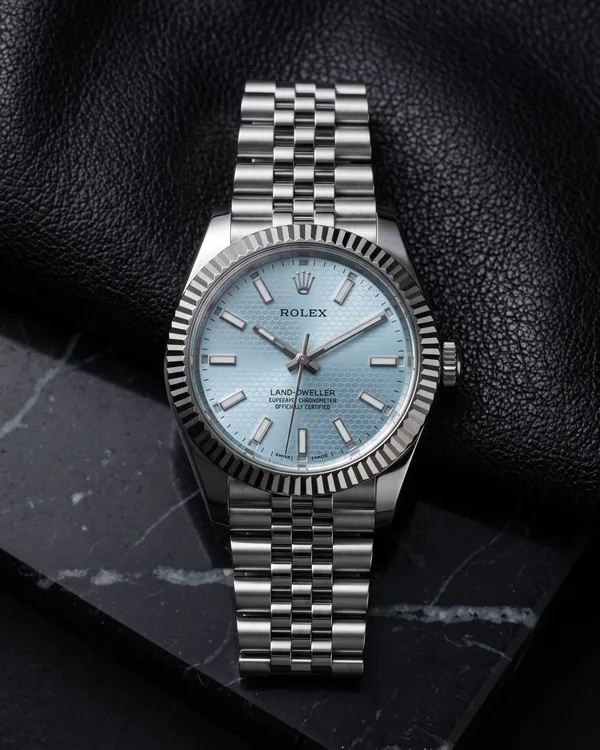 Rolex Land-Dweller 127236