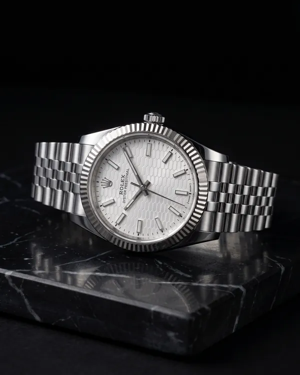 Rolex Land-Dweller 127334