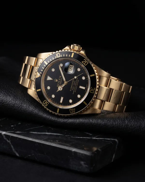 Rolex Submariner Date 16618