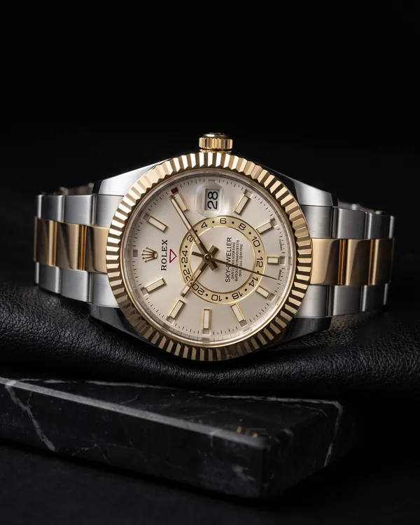 Rolex Sky-Dweller 326933